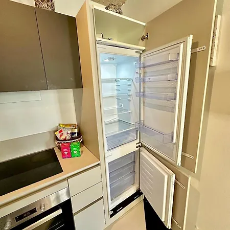 Paceville - Penthouse - Hot Tub & Sea View Roof Apartment Saint Julian's