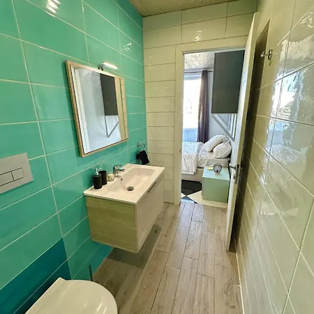 Paceville - Penthouse - Hot Tub & Sea View Roof San Ġiljan