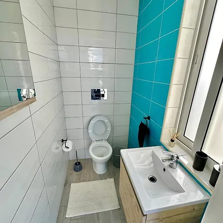 Lägenhet Paceville - Penthouse - Hot Tub & Sea View Roof