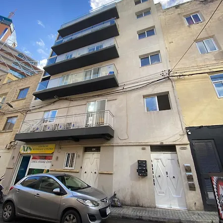 Paceville - Penthouse - Hot Tub & Sea View Roof * San Ġiljan