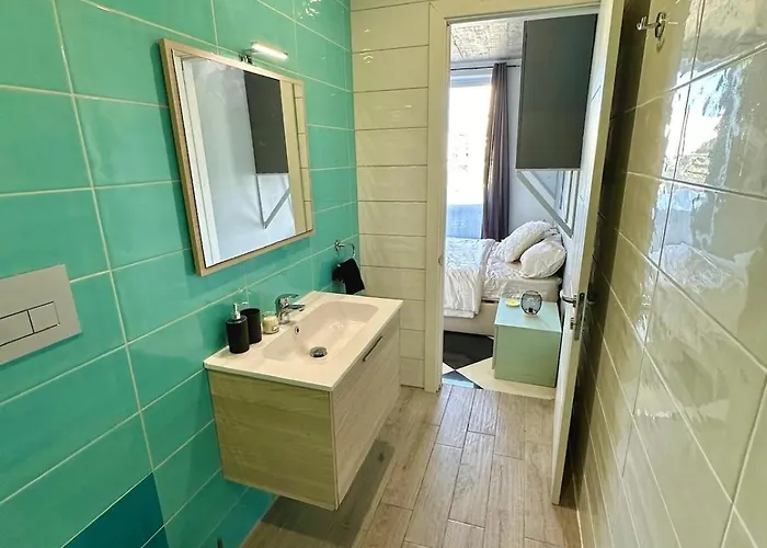 Paceville - Penthouse - Hot Tub & Sea View Roof San Julián