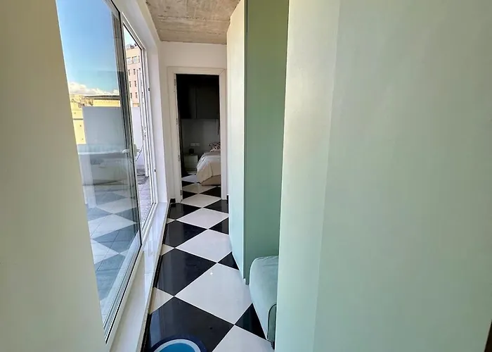 Paceville - Penthouse - Hot Tub & Sea View Roof Apartamento *