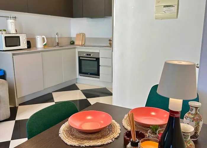 Paceville - Penthouse - Hot Tub & Sea View Roof Apartamento *