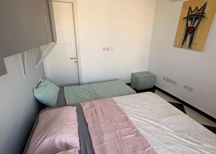 Apartamento Paceville - Penthouse - Hot Tub & Sea View Roof San Julián