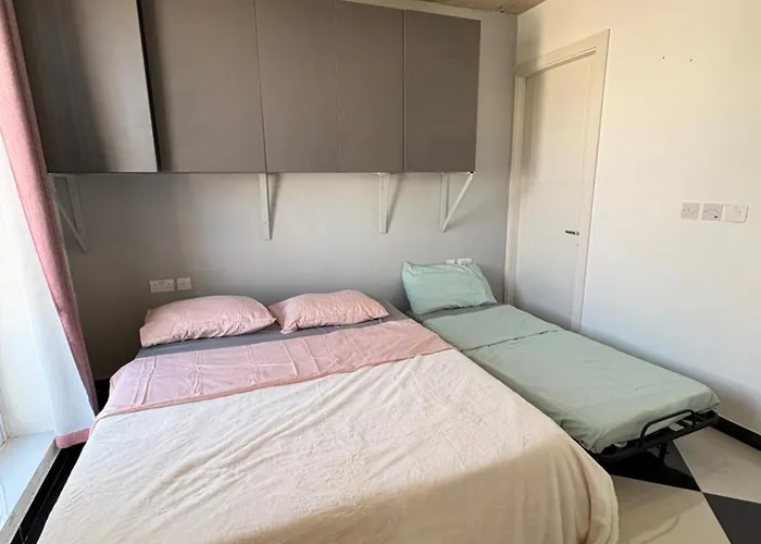 Paceville - Penthouse - Hot Tub & Sea View Roof San Julián