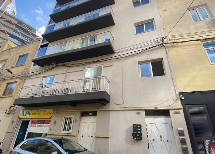 Paceville - Penthouse - Hot Tub & Sea View Roof * San Julián