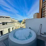 Paceville - Penthouse - Hot Tub & Sea View Roof St. Julian's